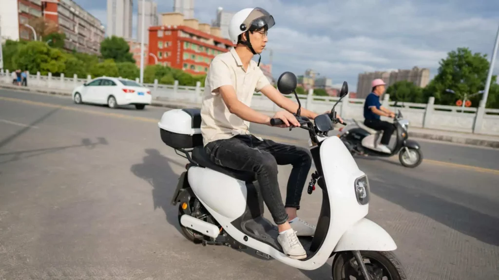 E-bike Helmet Laws Worldwide